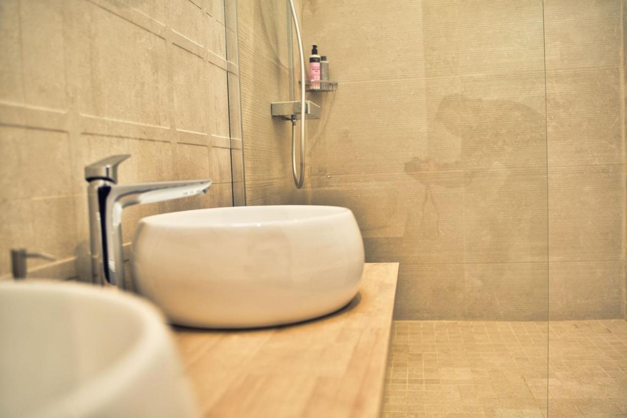 L'Oxalis Villa, Sauna Et Jaccuzi Privatif Bullion Bagian luar foto